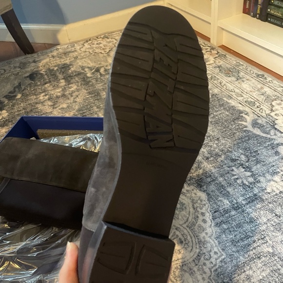 Stuart Weisman Eloise 30 Black and Gray Boot | 8.5 - Picture 5 of 11